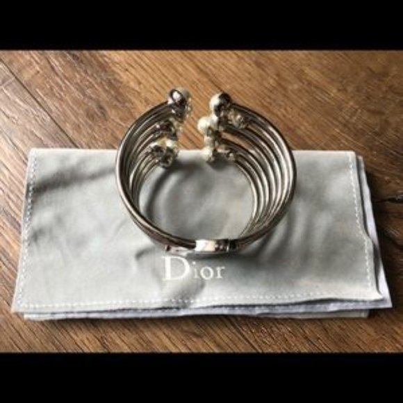 CHRISTIAN DIOR-Large Hinge BRACELET - Picture 16 of 17